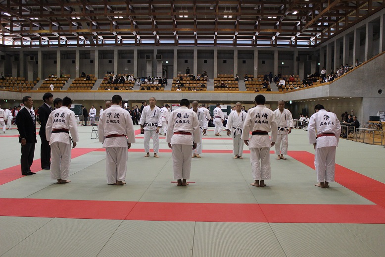 柔道団体戦 ベスト8 ｜学校法人武南学園 武南高等学校