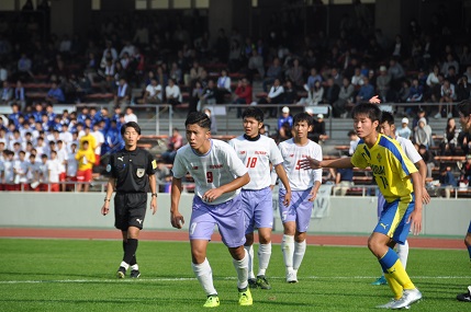 ピッチでの借りはピッチで 学校法人武南学園 武南高等学校