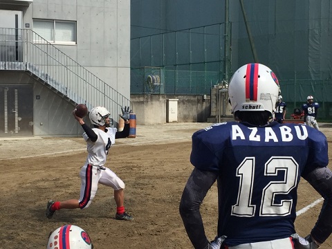 アメフト部 麻布高校と練習試合で友情を深める 学校法人武南学園 武南高等学校