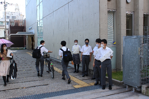 選挙活動の様子