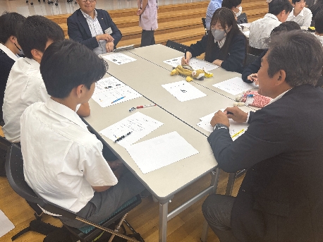 職業に触れています