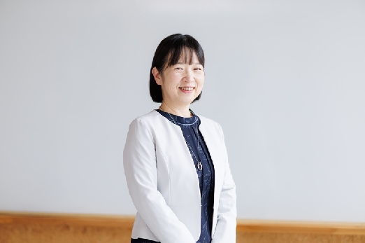 利根川 典子 校長